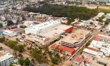 Casa en Salvador Diaz Miron, enfrente de plaza portal, Veracruz