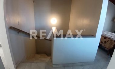 Casa remodelada en renta - (3)