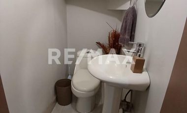 Casa remodelada en renta - (3)