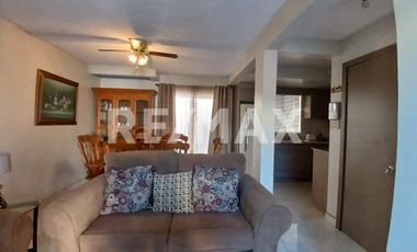 Casa remodelada en renta - (3)