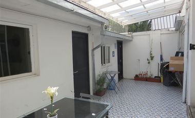 Casa en Venta en Valenzuela Castillo N° 1200
