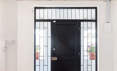 Casa en Venta en Valenzuela Castillo N° 1200