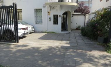 Oficina en Venta en Valenzuela Castillo N° 1200