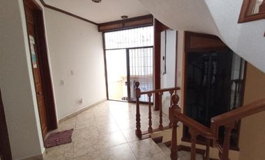 Consultorio para profesional de la salud, primer piso
