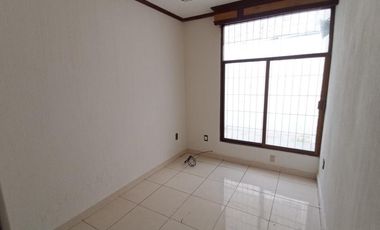 Consultorio para profesional de la salud, primer piso