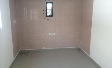 CASA CON 4 DEPARTAMENTOS EN VENTA