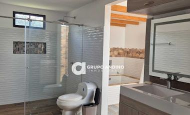 VENTA de CASA LOTE en MESA DE LOS SANTOS