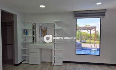 VENTA de CASA LOTE en MESA DE LOS SANTOS
