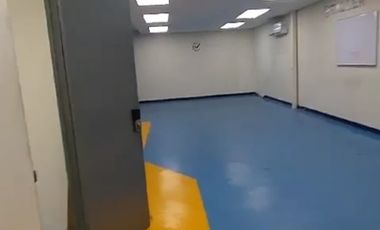 VENTA DE OFICINA EN LA COL.VALLE DEL NOGALAR EN VENTA EN SAN NICOLAS DE LOS G.