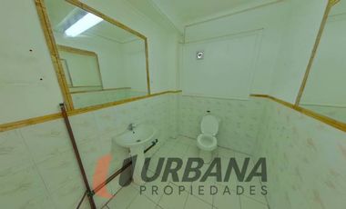 CASA COMERCIAL EN AMUNATEGUI