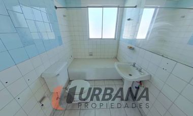 CASA COMERCIAL EN AMUNATEGUI