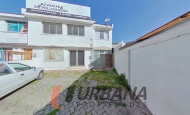 CASA COMERCIAL EN AMUNATEGUI