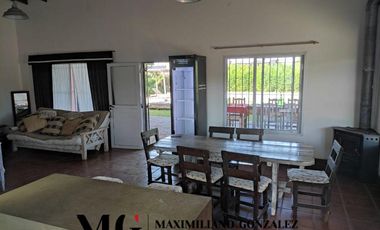 Casa en Alquiler, 5 ambientes - San Vicente