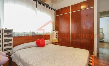 Echenagucia 900 versalles Venta de casa de 3 dormitorios con cochera