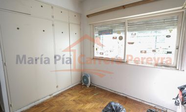Echenagucia 900 versalles Venta de casa de 3 dormitorios con cochera