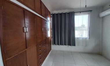 Se renta casa amueblada en zona centro.