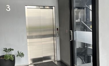 LOFT DOBLE ALTURA EN RENTA EN AV. HIDALGO COL. AMERICANA GUADALAJARA