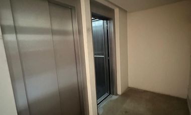 Departamento en  edificio Arricau