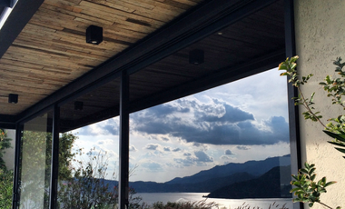 6 Casas en conjunto, Cerrada Cruz de Misión. Valle de Bravo