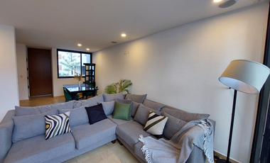 CASA DE ALONDRA CON HAB. EN PB ALTOS JURIQUILLA E1
