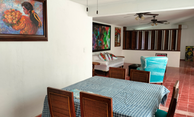 La Casa  del Árbol Club de Golf La Ceiba Recién Remodelada .