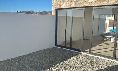 Casa nueva en RENTA ubicada en Zona Norte