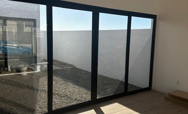 Casa nueva en RENTA ubicada en Zona Norte