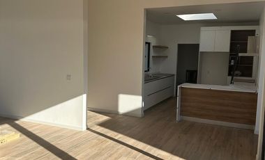 Casa nueva en RENTA ubicada en Zona Norte