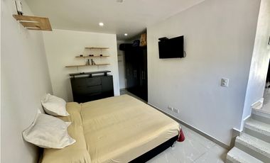 VENTA CASA CON PLAYA SEMI-PRIVADA & VISTA AL MAR EN PRIMERA LINEA
