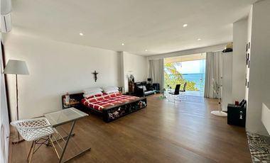 VENTA CASA CON PLAYA SEMI-PRIVADA & VISTA AL MAR EN PRIMERA LINEA