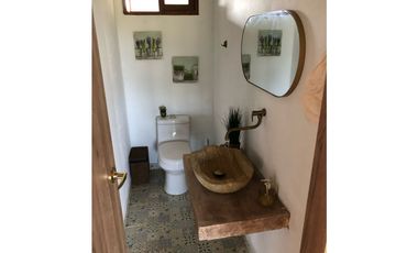 Vendo casa en Yolombó Vda. La Reina parcelación cerrada