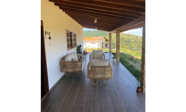 Vendo casa en Yolombó Vda. La Reina parcelación cerrada