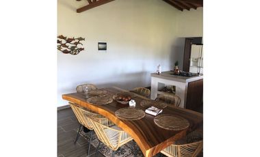 Vendo casa en Yolombó Vda. La Reina parcelación cerrada