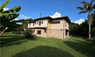 SE VENDE FINCA O LOTE PARA DESARROLLO DE PROYECTO URBANSTICO LA CEJA