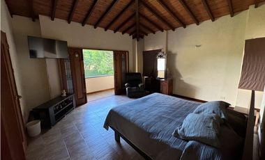 SE VENDE FINCA O LOTE PARA DESARROLLO DE PROYECTO URBANSTICO LA CEJA