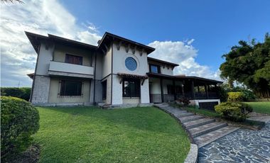 SE VENDE FINCA O LOTE PARA DESARROLLO DE PROYECTO URBANSTICO LA CEJA