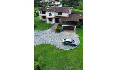 SE VENDE FINCA O LOTE PARA DESARROLLO DE PROYECTO URBANSTICO LA CEJA