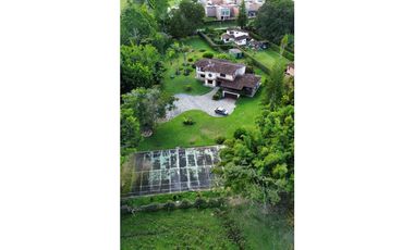 SE VENDE FINCA O LOTE PARA DESARROLLO DE PROYECTO URBANSTICO LA CEJA