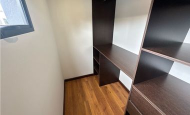 SE VENDE O SE RENTA CASA EN UNIDAD CERRADA EN LA CEJA INMUEBLE DE LUJO
