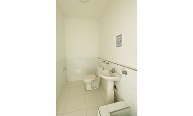 ARRIENDO LOCAL COMERCIAL RESERVA DE LA SIERRA