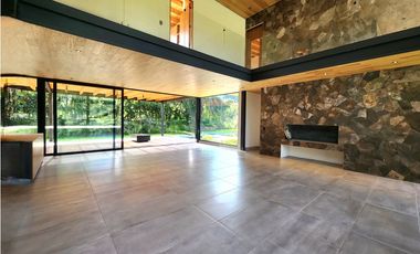 Casa en Venta en Cerro Gordo Valle de Bravo