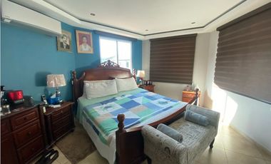 CASA EN VILLA DE LAS FUENTES
