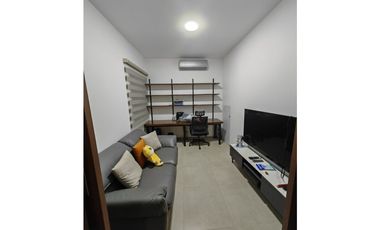 SE ALLQUILA CASA- GOLF GARDENS- AMUEBLADA