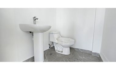 SE ALQUILA OFICINA EN OBARRIO