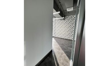 SE ALQUILA OFICINA EN OBARRIO