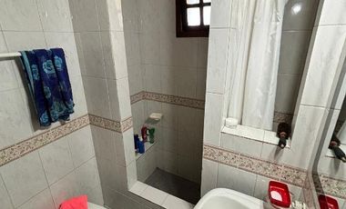 Casa para 2 Familias en venta en Sarandi Este