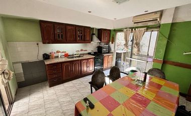 Casa para 2 Familias en venta en Sarandi Este