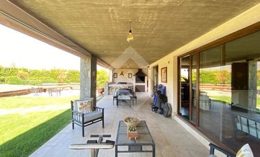 Casa en Venta en Piedra Roja