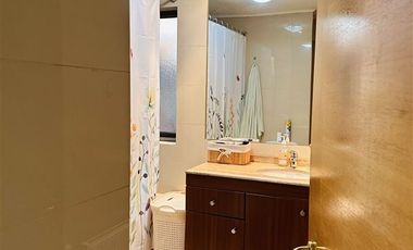 Local Comercial en Venta en Calle Flores Millán