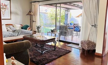 Local Comercial en Venta en Calle Flores Millán